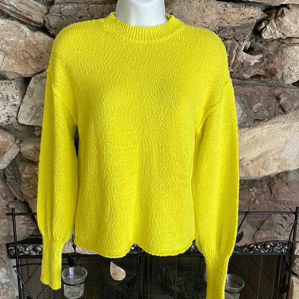 ABOUND Bright yellow knit pullover sweater, excellent condition, size S